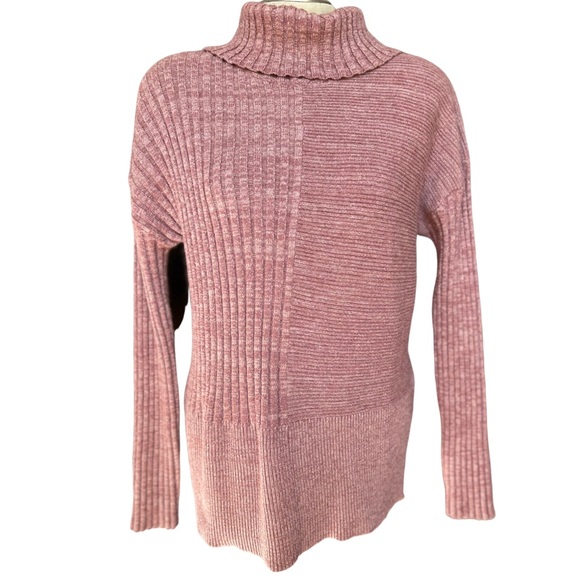 Turtleneck Sweater, Soft mauve ribbed sweater, Mystree - Picture 1 of 7
